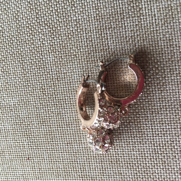 Jewelry Bundle: 8 pieces: 3 Earrings, 1 anklet, 1 ring, 1 bracelet, 1 bangle ✂️ - Picture 14 of 16